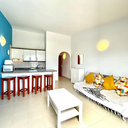 Apartamento Cozy One Bedroom Apartment,Wifi, Pool In Tenerife South
