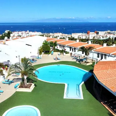 Cozy One Bedroom Apartment,Wifi, Pool In Tenerife South Costa Adeje (Tenerife)