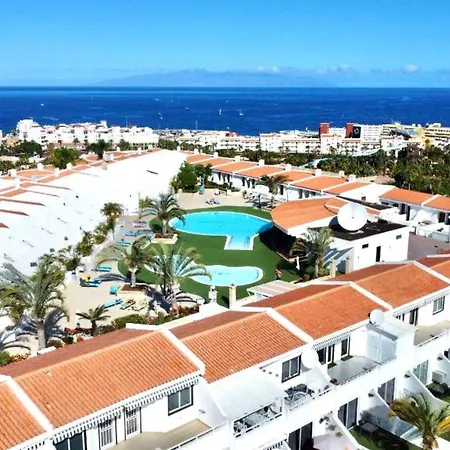 Cozy One Bedroom Apartment,Wifi, Pool In Tenerife South Costa Adeje (Tenerife)