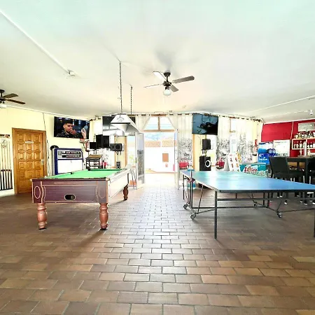 Cozy One Bedroom Apartment,Wifi, Pool In Tenerife South Costa Adeje (Tenerife)