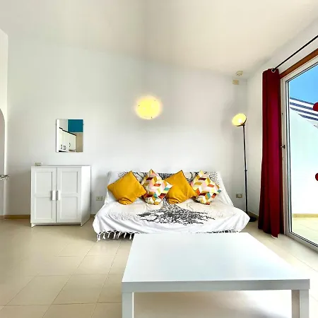 Cozy One Bedroom Apartment,Wifi, Pool In Tenerife South * アデヘ