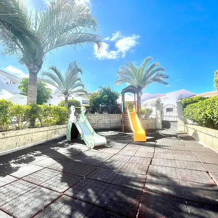 Cozy One Bedroom Apartment,Wifi, Pool In Tenerife South *