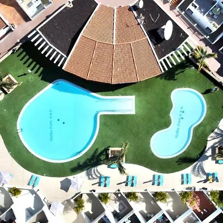 Cozy One Bedroom Apartment,Wifi, Pool In Tenerife South אדחה
