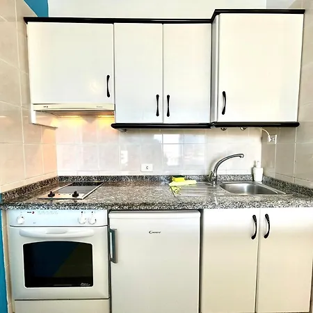 דירה Cozy One Bedroom Apartment,Wifi, Pool In Tenerife South אדחה